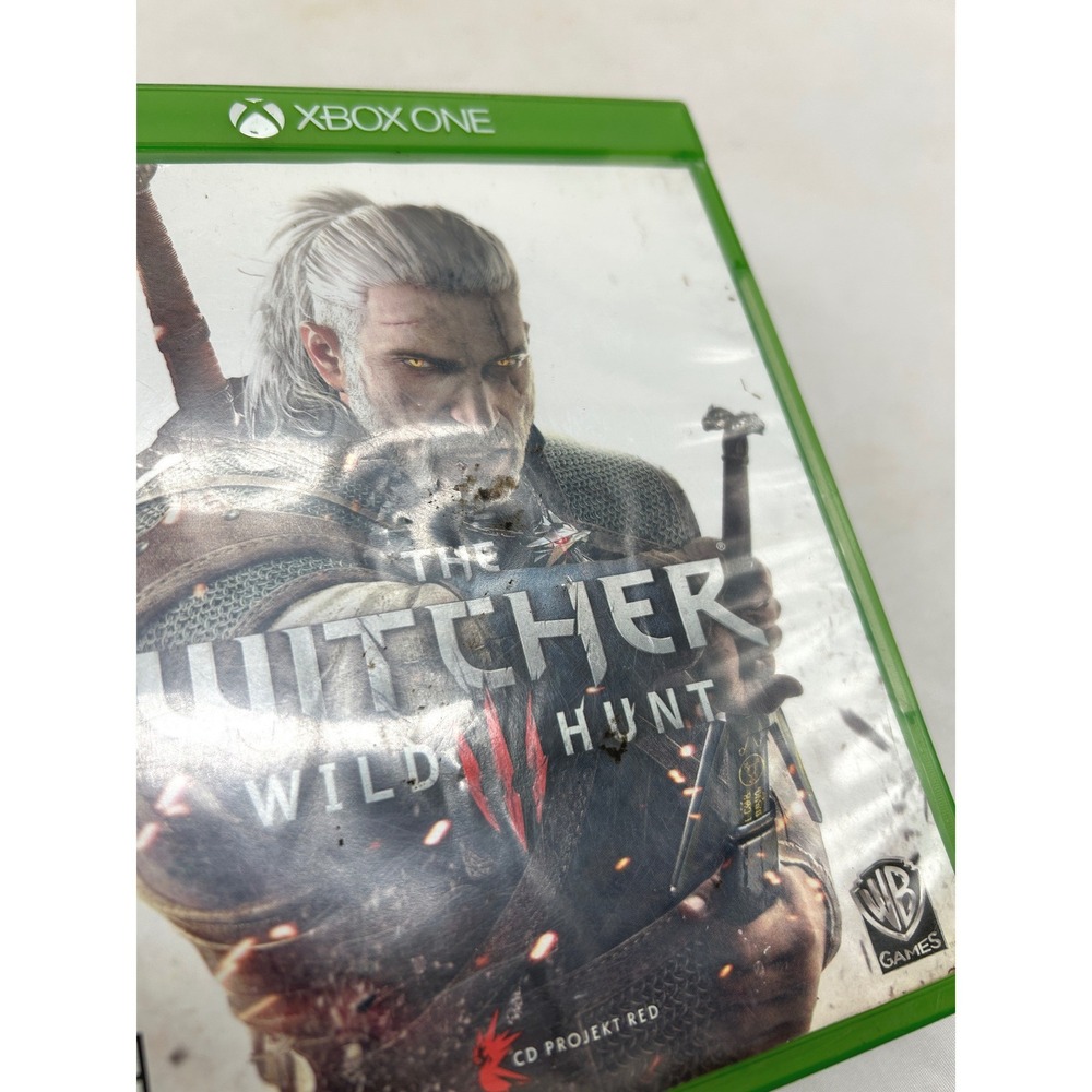 The Witcher 3 Wild Hunt Xbox One Game with Soundtrack CD and Manual WB Games - Picture 3 of 11